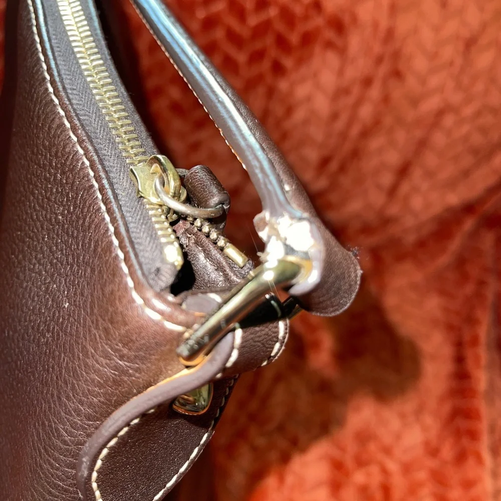 Dooney and Bourke North South Sac - Dillen Collection